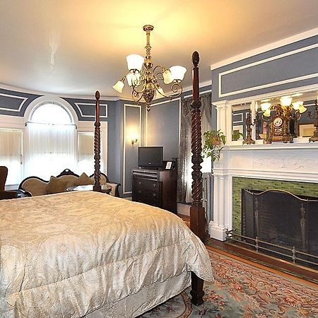 Edgewood Manor Inn Bed And Breakfast Providence Bilik gambar